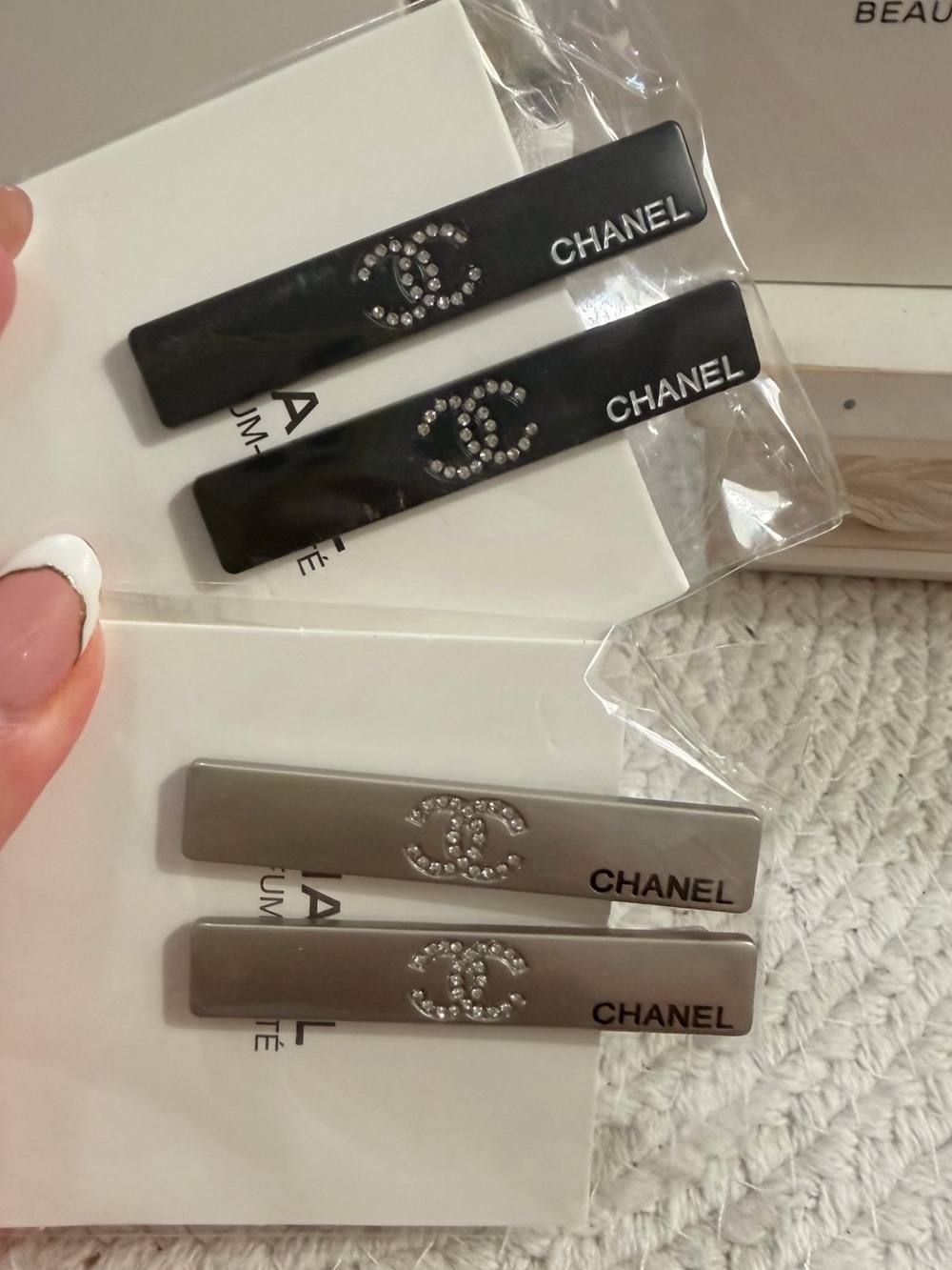 Chanel Beauty Black OR Silver with rhinestone double CC hair clips - NIB Sealed✨